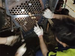 中央空調(diào)冷水機組管道破裂，永安昌盛專業(yè)維修上門服務